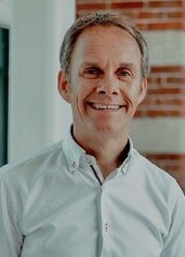Peter Andrews